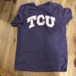 Tcu frogs t shirt. Worn but in good condition. Size large
